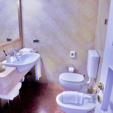Hotel Colonne 4*