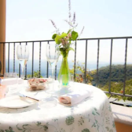 Colonne Hotel 4*