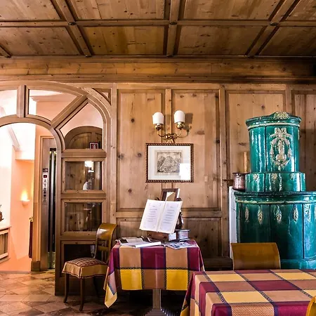 Colonne Hotel Varese