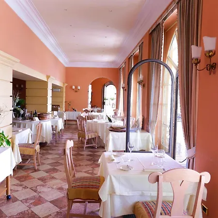 Colonne 4* Varese